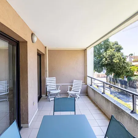 דירה Charming With Balcony-pool - קאן