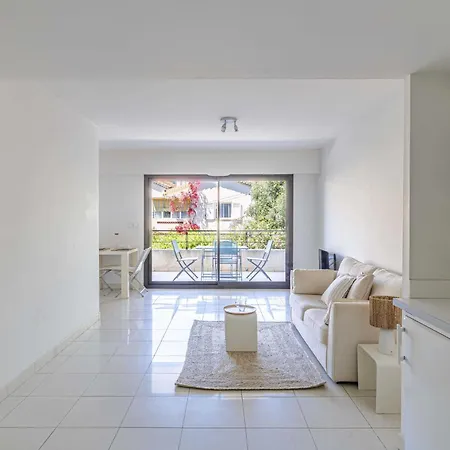 Daire Charming With Balcony-pool - Cannes