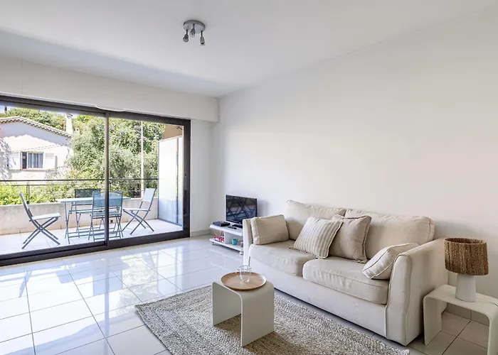 Charming With Balcony-pool - 아파트 칸느